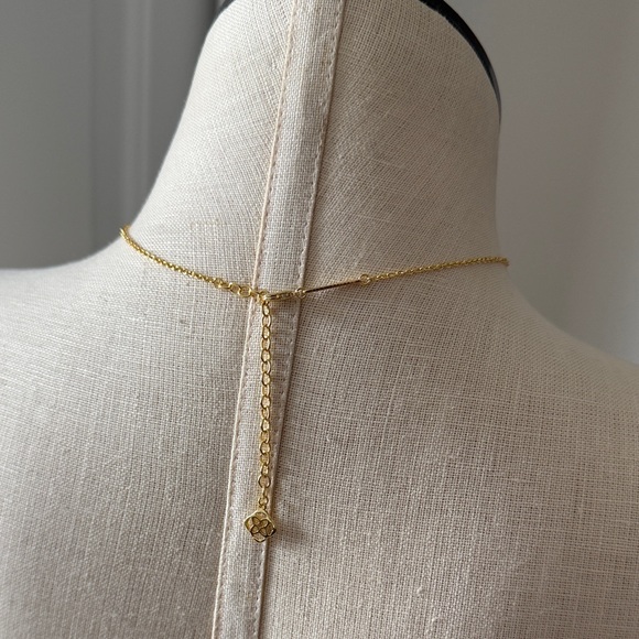 Kendra Scott Gold and Pink Short Pendant Necklace New - Picture 2 of 8